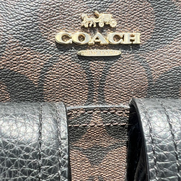 Coach Pennie Cross Body - Picture 4 of 7